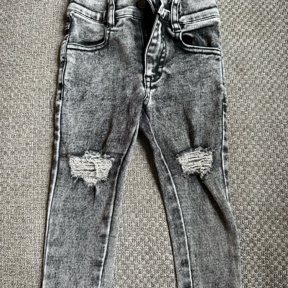 Edgy Gray Acid-Wash Skinny Jeans - Picture 1 of 2